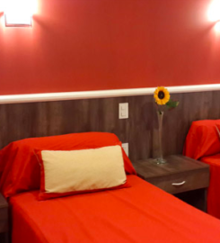 Hotel Cueva de Las Manos