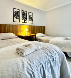 Amancay, Hostal Patagónico